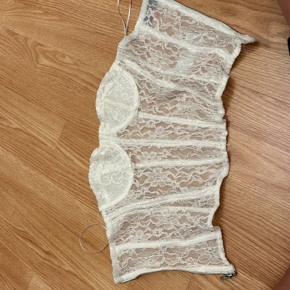 Edikted Corset top - Picture 5 of 6